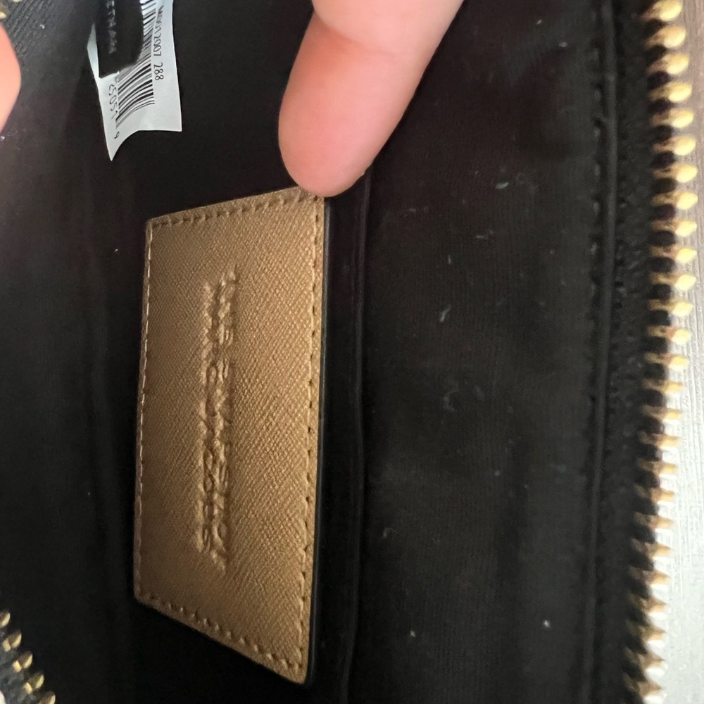 Marc Jacobs Snapshot Crossbody Bag - Picture 15 of 16